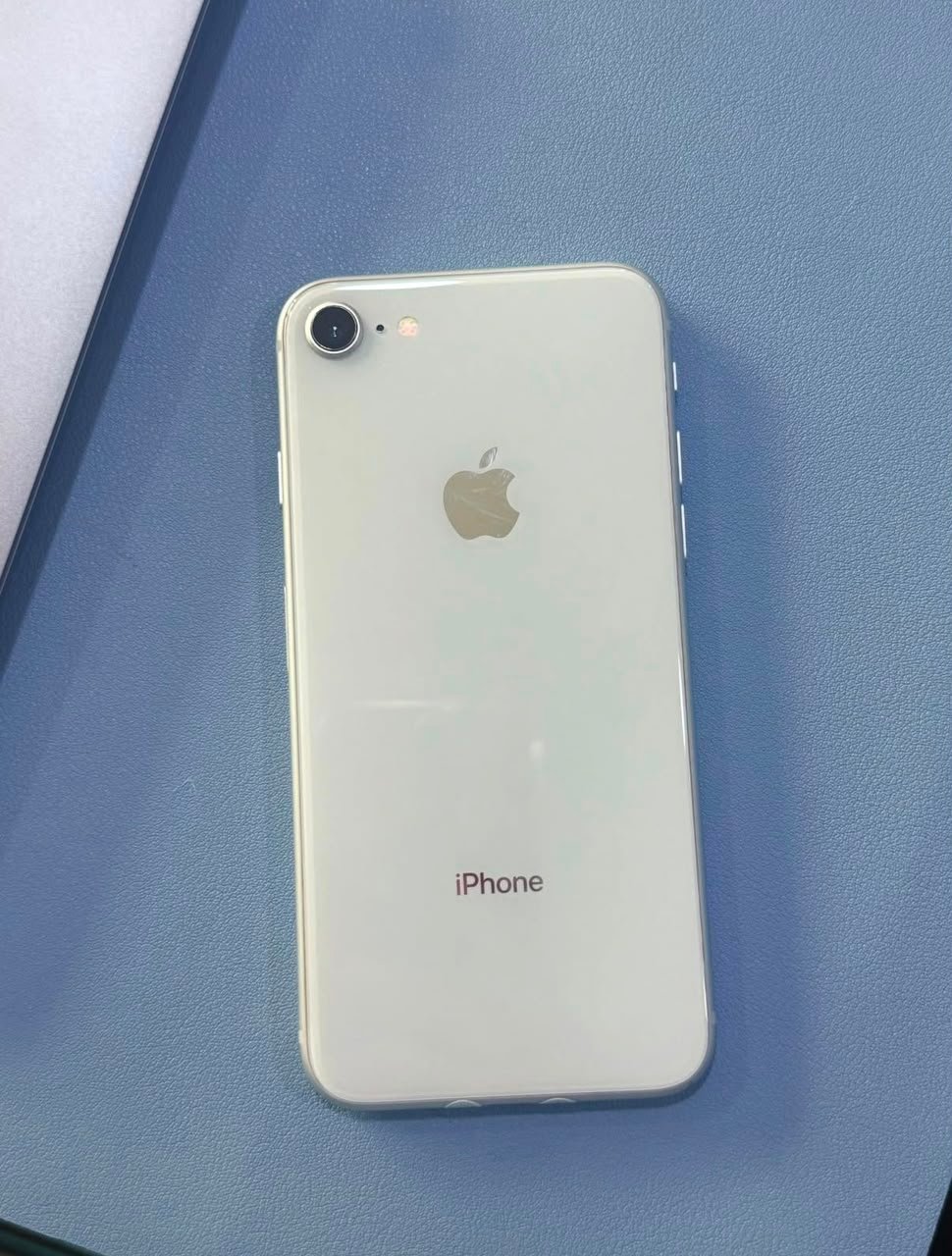 iPhone 8 – 64GB Storage | Second-Hand - Image 3