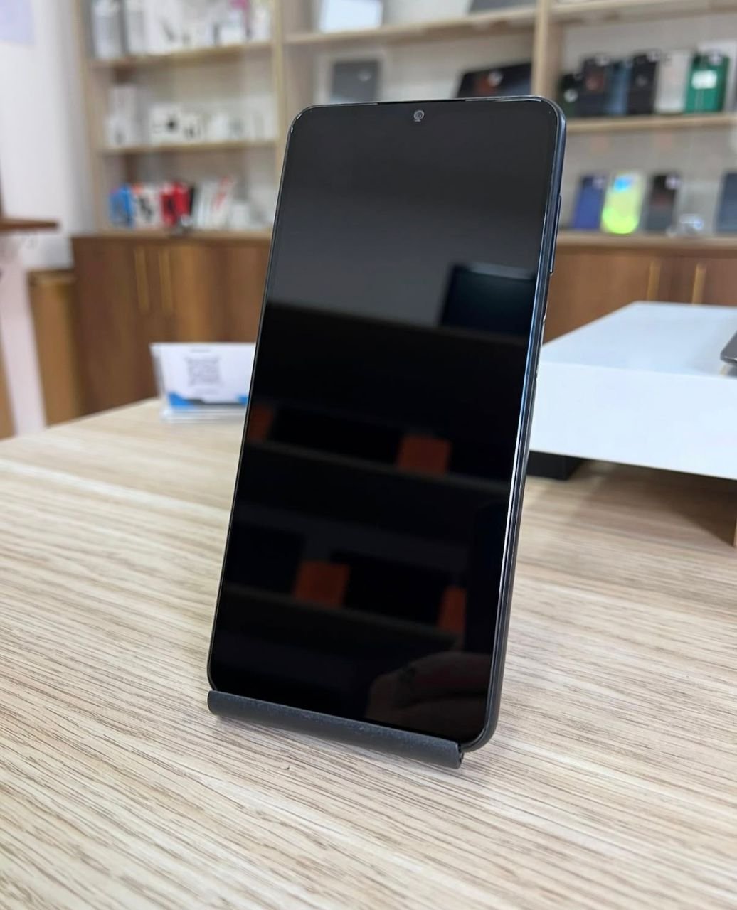 Samsung Galaxy A04s – 64GB Storage | 6GB RAM - Image 2